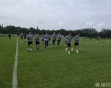 狼队官方谴责欧超参与者 他们惧怕体育的 狼队官方谴责欧超参与者 他们惧怕体育的