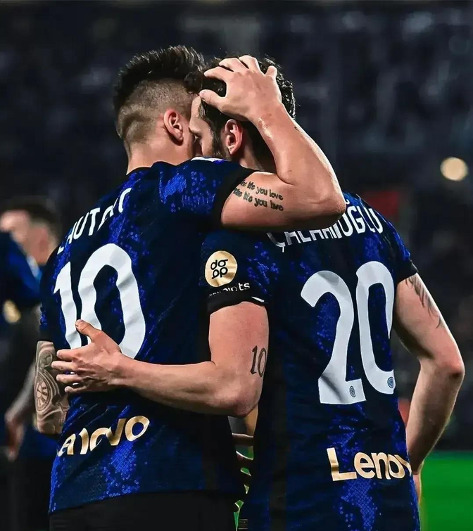 开元棋牌官方网站-拳王阿瓦雷兹完整版